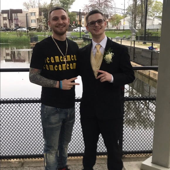 Meet your Posher, Christy - Picture 8 of 8